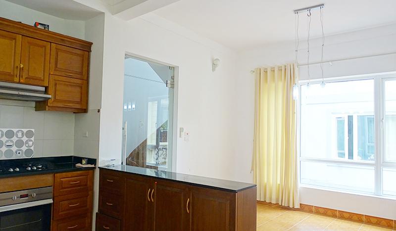 A classic five-floor house Tay Ho, To Ngoc Van for rent