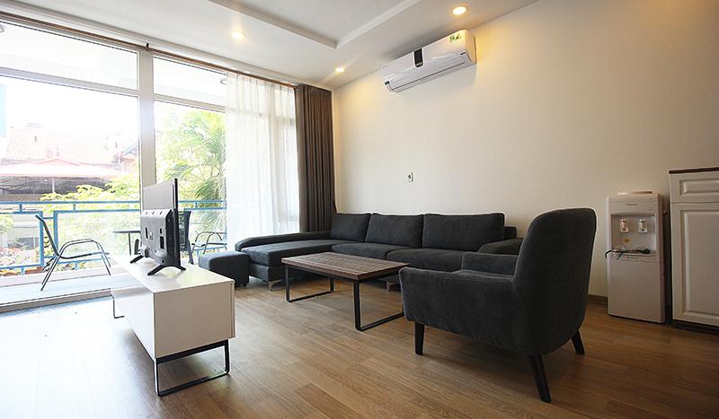 2-bedroom-apartment-dang-thai-mai-tay-ho (3)