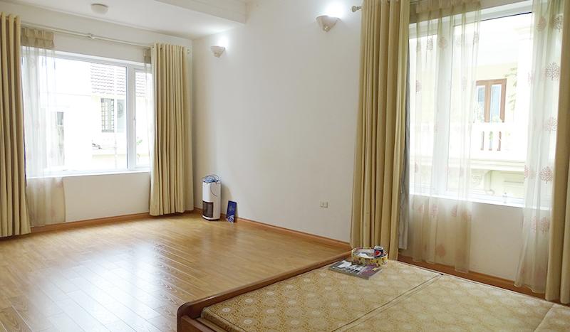 A classic five-floor house Tay Ho, To Ngoc Van for rent