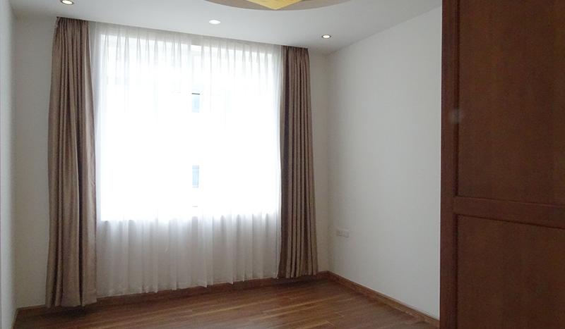 [:en]3 bedroom apartment Xuan Dieu[:]