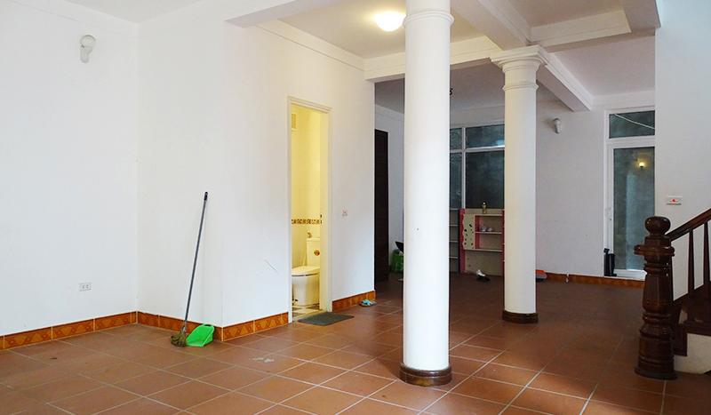 A classic five-floor house Tay Ho, To Ngoc Van for rent