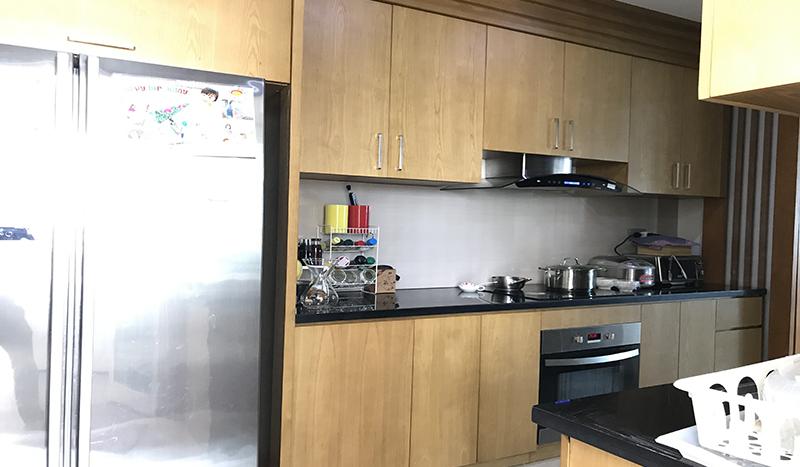 Luxurious three-bedroom apartment Ciputra, L Building for rent