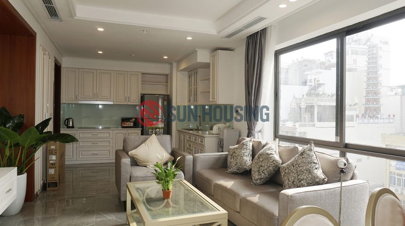 Brand-new one-bedroom apartment Ba Dinh, Truc Bach (1)