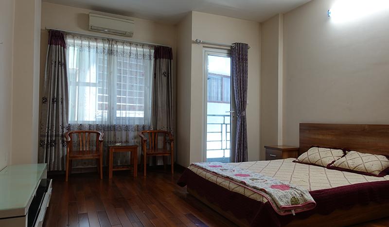 Bright 4 bedrooms serviced apartment in Ba Dinh to rent