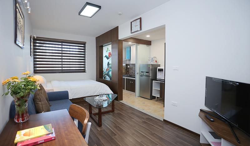 Cozy studio apartment Ba Dinh, high level and modern.