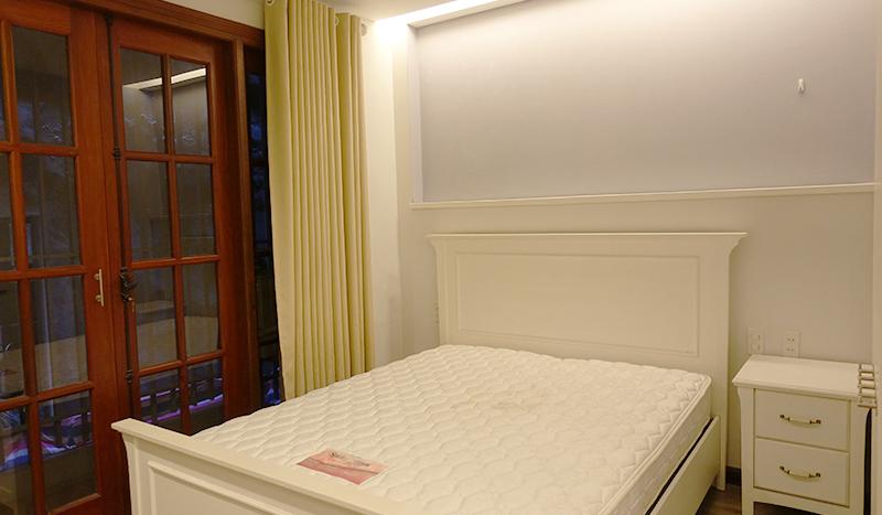 Convenient one-bedroom studio Hoan Kiem, Tuc Mac for rent