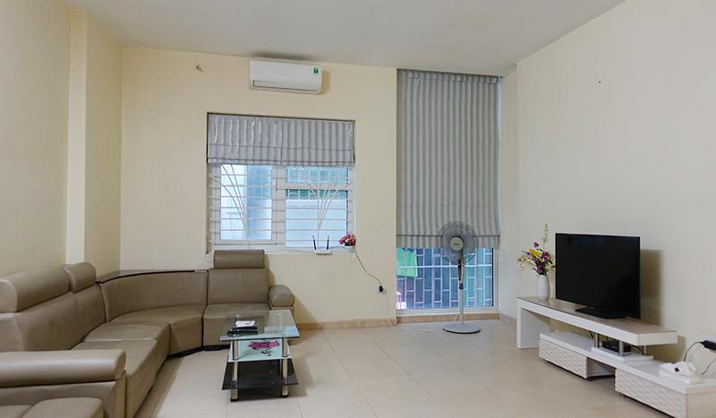 Furnished two-bedroom apartment Tay Ho, Thuy Khue