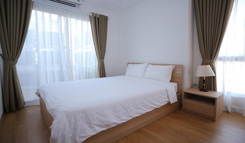 One bedroom serviced apartment Ba Dinh very beautiful with balcony
