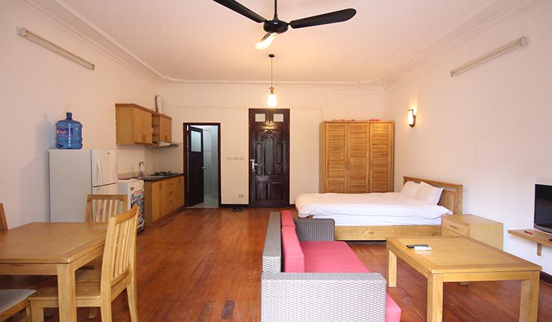 Studio Dang Thai Mai street, Tay Ho with affordable price