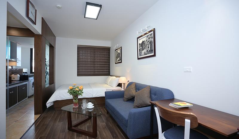 Tidily studio apartment Ba Dinh to rent with many amenities