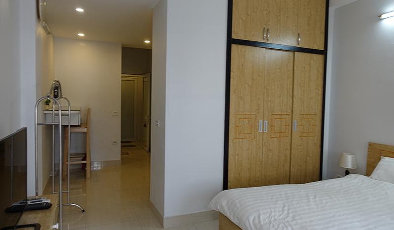apartment-hoan-kiem-1-bedroom-for-rent (6)