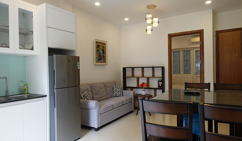 Good-viewed two-bedroom apartment Hoan Kiem, Pham Ngu Lao for rent