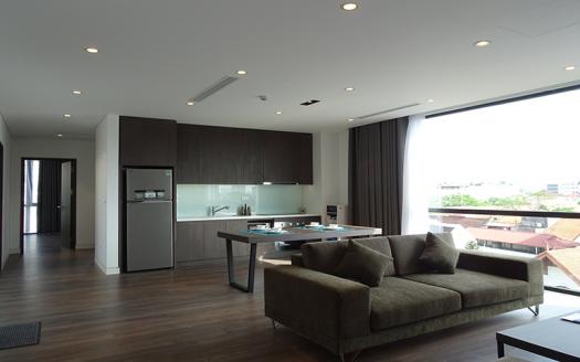 spacious-3-bedroom-apartment-tay-ho-high-floor-open-view (2)