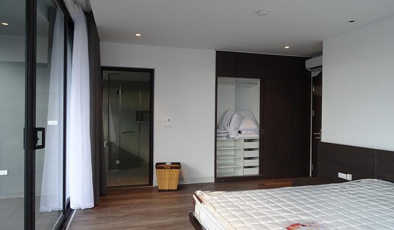 top-quality-apartment-Tay-Ho-2-bedroom-rent (32)