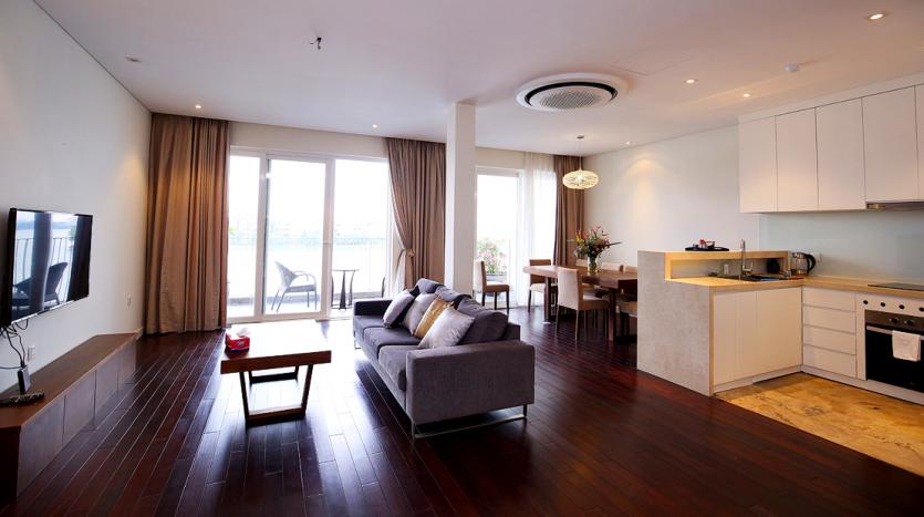 2-bedroom serviced apartment Westlake, Hanoi | Lake views