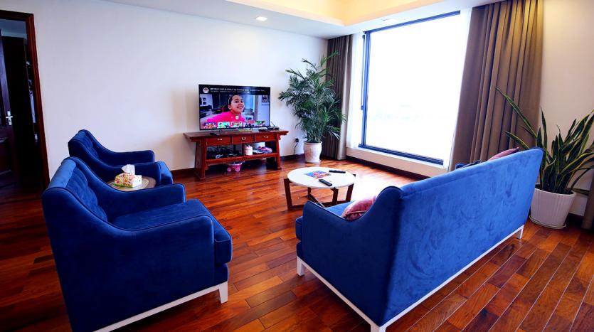 Life-inspiring serviced apartment Westlake, Hanoi | Lake views