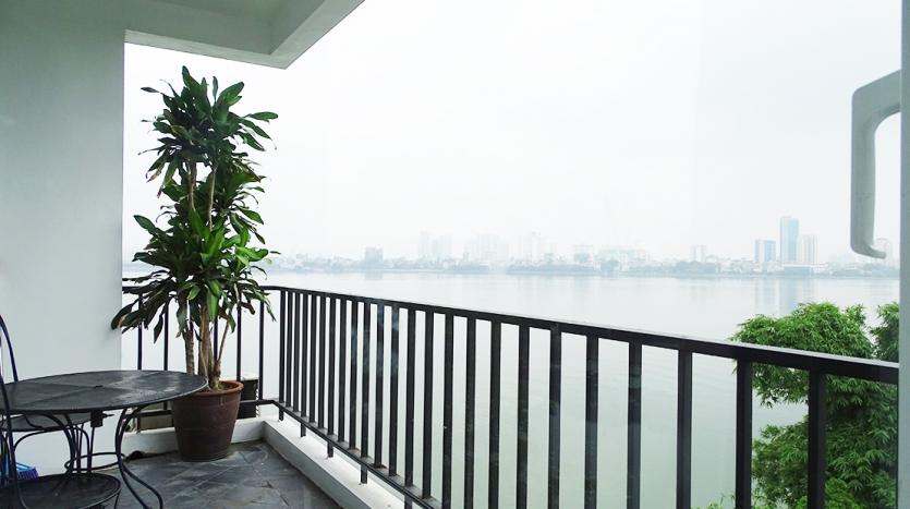 Three-bedroom serviced apartment Tay Ho with lake-viewed balcony