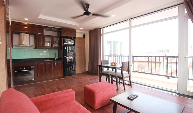 Full-service apartment Tay Ho, To Ngoc Van, one bedroom and furnished