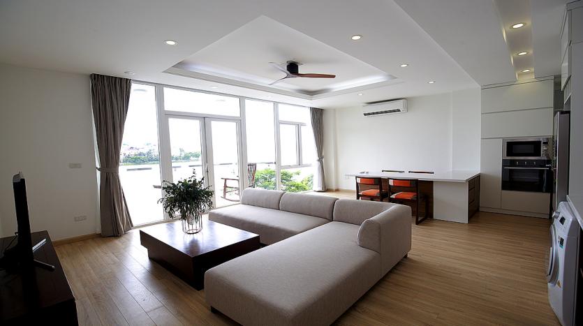 2-bedroom apartment Tay Ho Hanoi Furnished with beautiful lake view balcony (1)