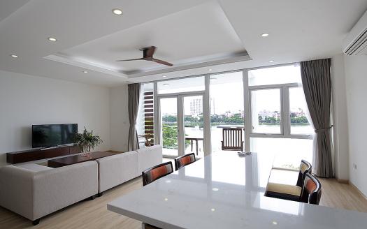 2-bedroom apartment Tay Ho Hanoi Furnished with beautiful lake view balcony