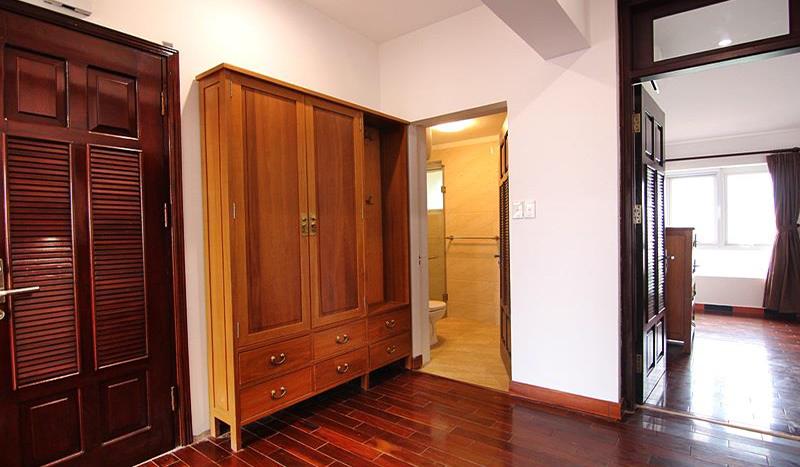 2 bedroom apartment tay ho near quang ba park (9)