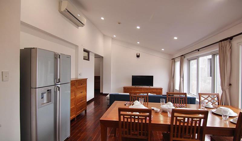 2 bedroom apartment tay ho near quang ba park (1)