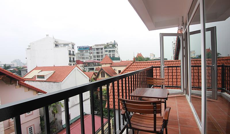 Full-service apartment Tay Ho, To Ngoc Van, one bedroom and furnished