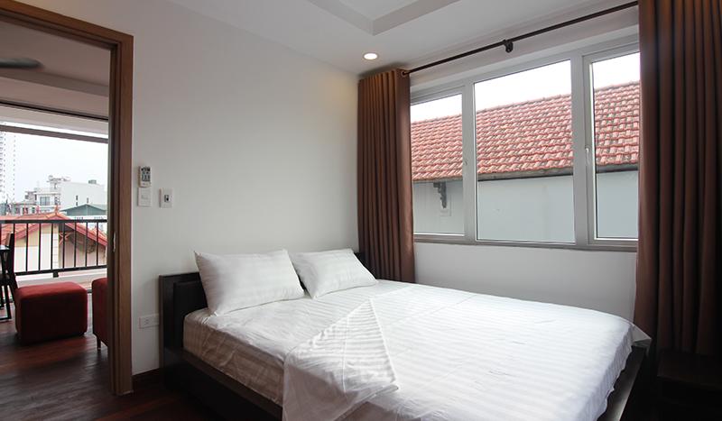 Full-service apartment Tay Ho, To Ngoc Van, one bedroom and furnished