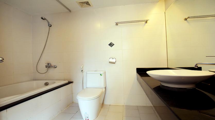 Beautiful two-bedroom serviced apartment Tay Ho