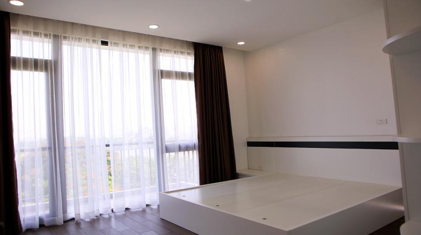 Serviced apartment Tay Ho with 3 bedrooms, 2 bathrooms near Westlake
