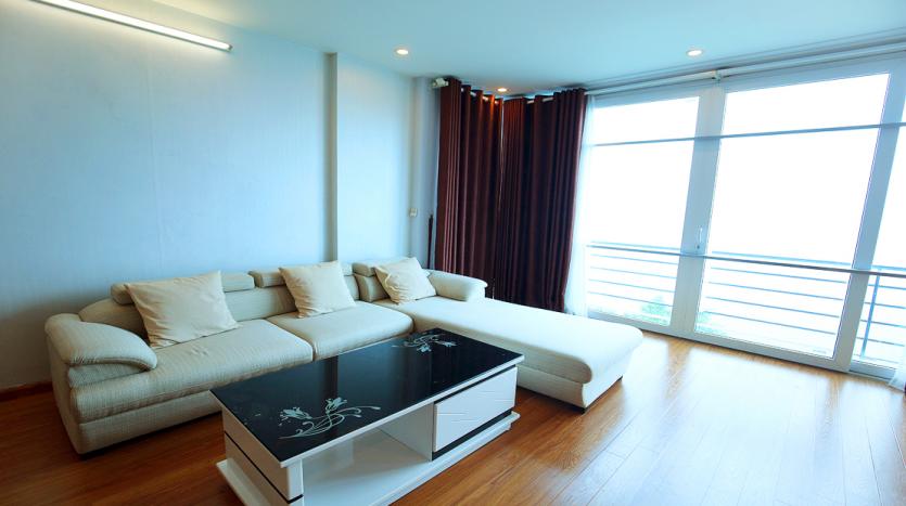 Beautiful one-bedroom serviced apartment Tay Ho, Hanoi with lake views