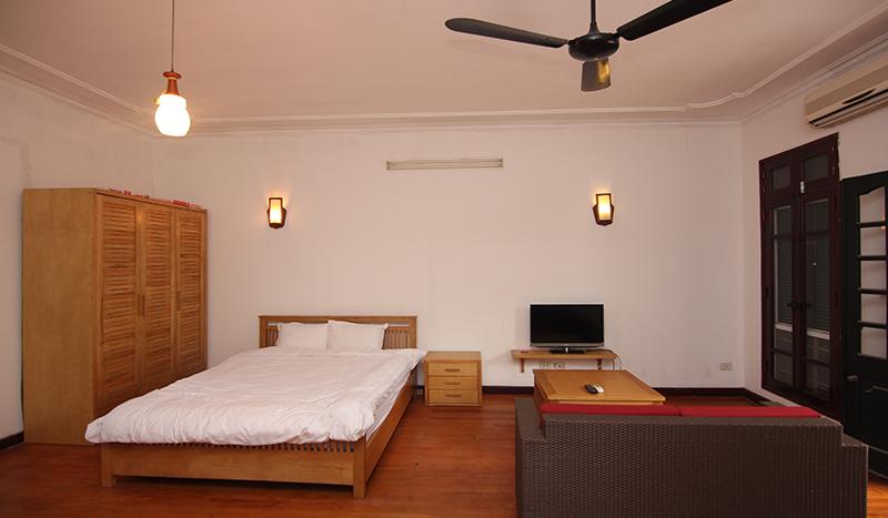 Furnished one-bed studio Tay Ho near Elegant Suite