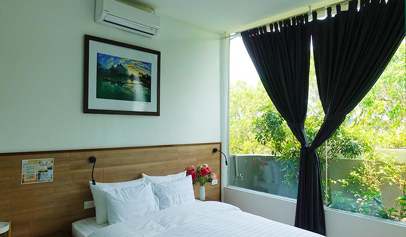 Green-balcony two-bedroom apartment Hoan Kiem, Yet Kieu