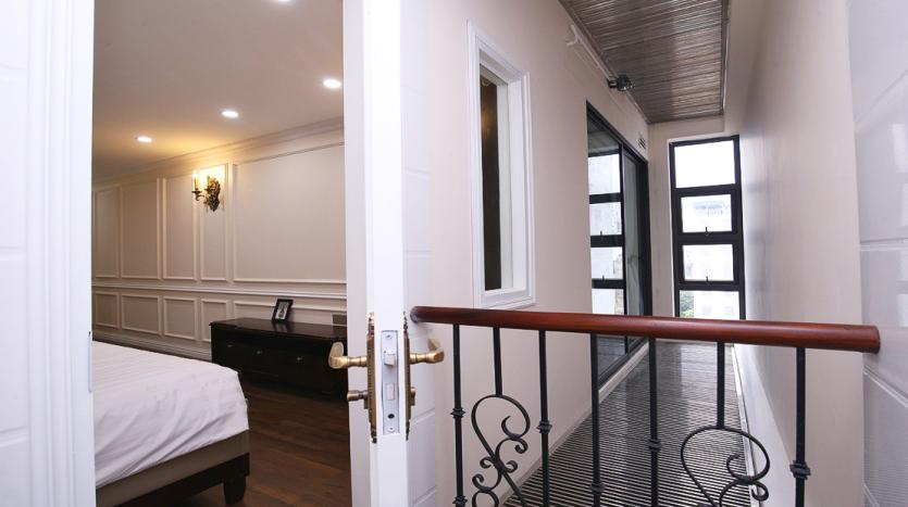 Hanoi downtown furnished apartment with 3 bedrooms to let