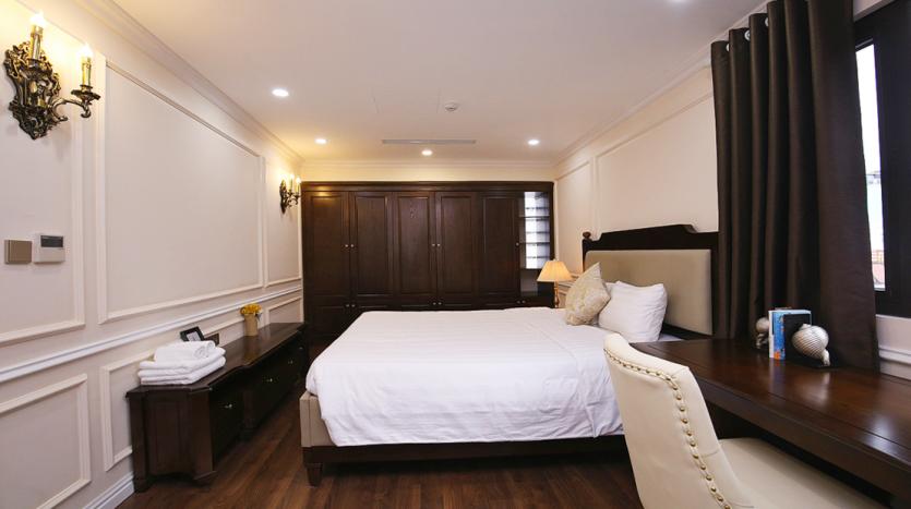 Hanoi downtown furnished apartment with 3 bedrooms to let