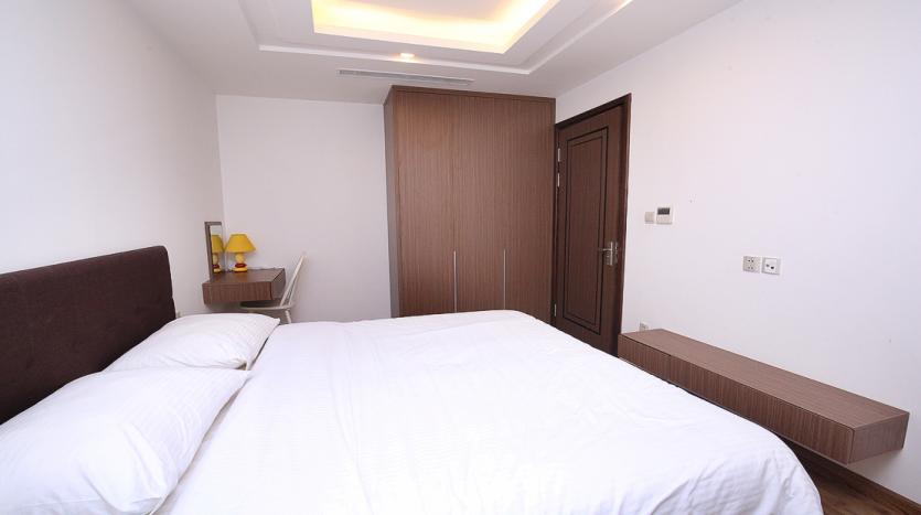 Hoan Kiem serviced apartment two-bedroom to rent.