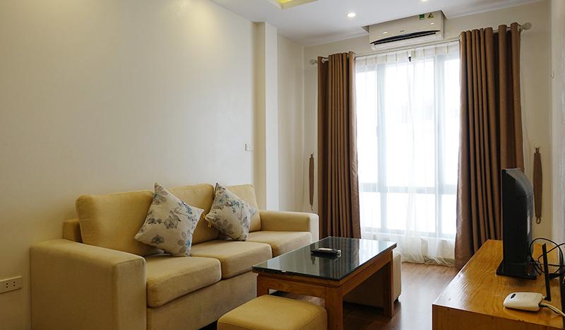 One bedroom serviced apartment Cau Giay very bright.