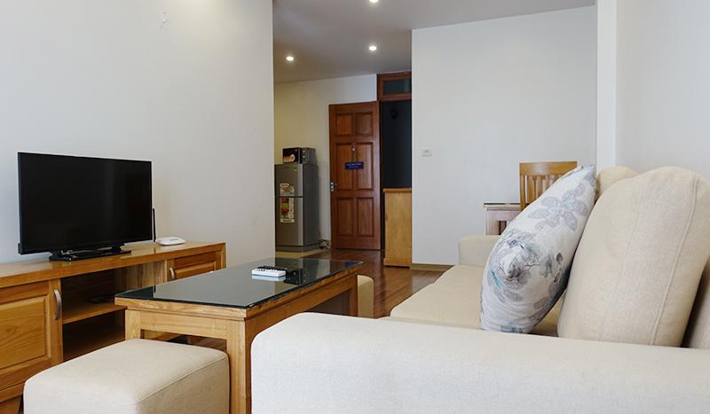 One bedroom serviced apartment Cau Giay very bright.