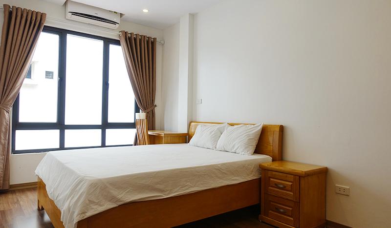 One bedroom serviced apartment Cau Giay very bright.