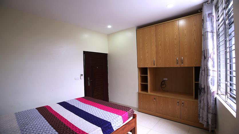 Tay Ho westlake affordable Price 2-bedroom serviced apartment to rent.