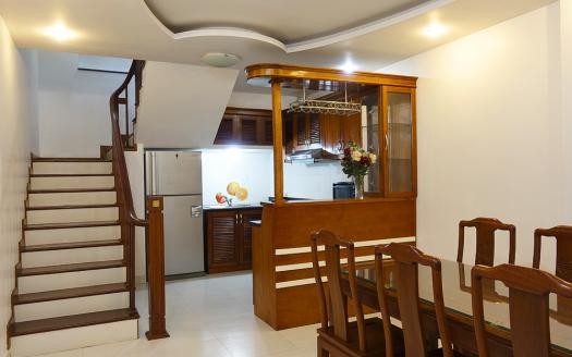 Two-bedroom house in Tay Ho for rent, 5 floors with best price ever seen