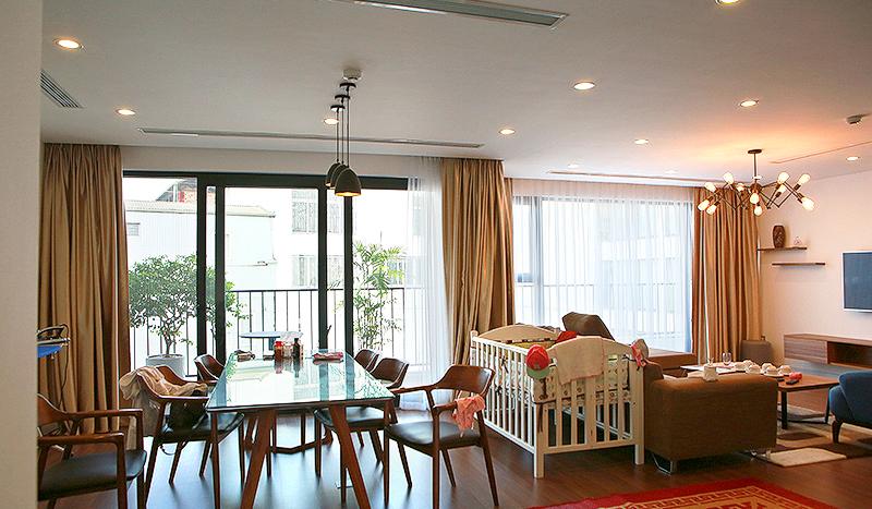 four-bedroom serviced apartment Tay Ho