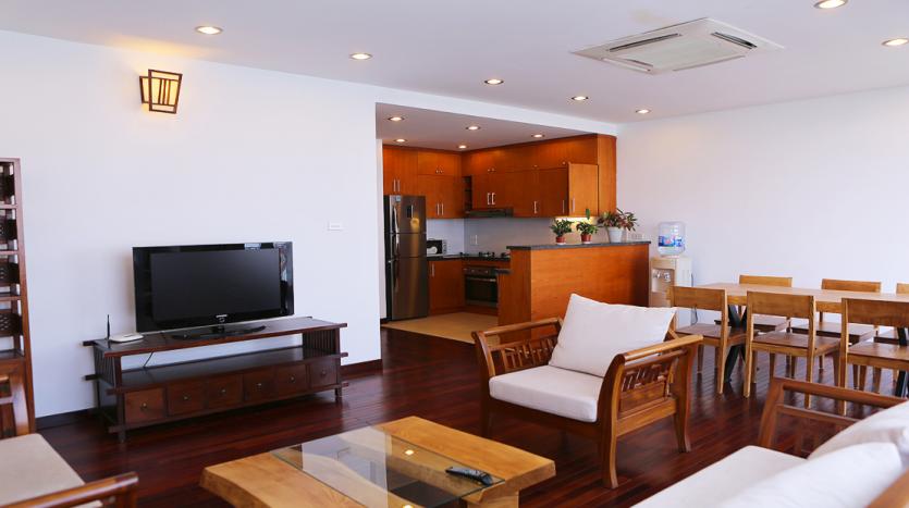 furnished three-bedroom serviced apartment with lake view Tay ho