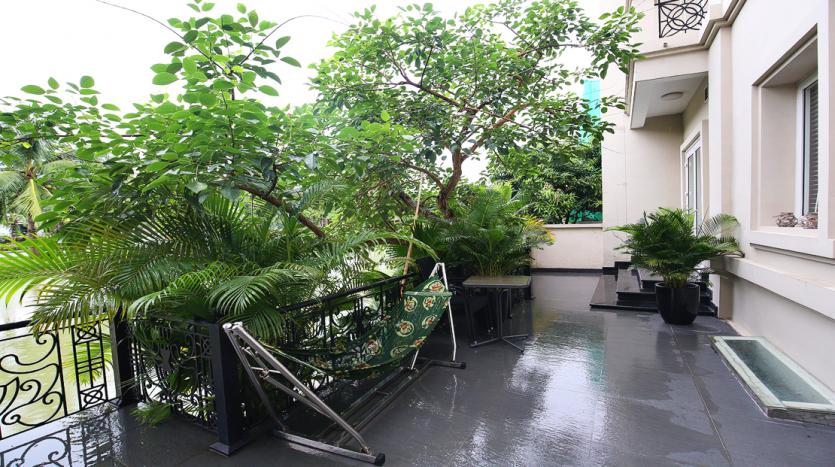 luxurious 3-bedroom villa Hanoi Vinhomes Riverside