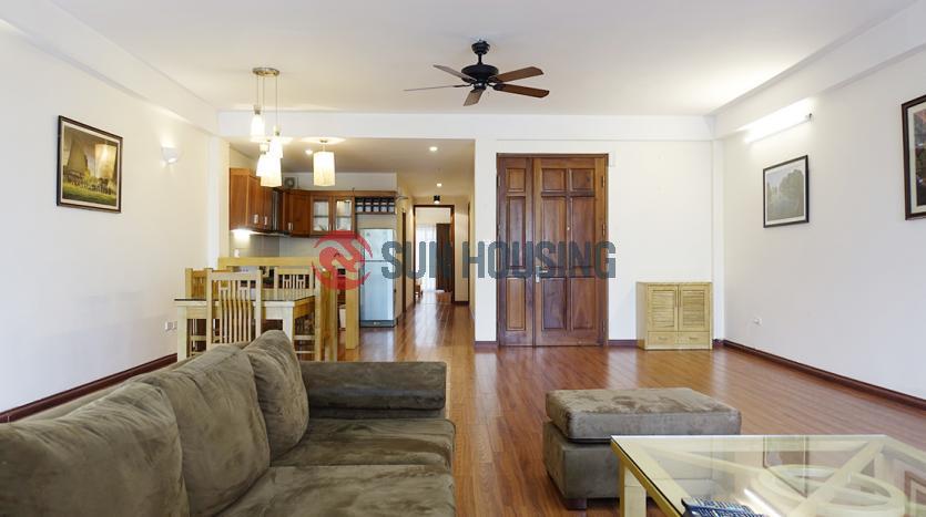 Lake facing 2-bedroom apartment in Westlake | Spacious, bright and airy