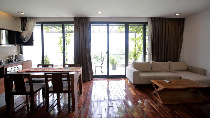 Two-bedroom apartment Westlake, Xom Chua | Lake views, green corners