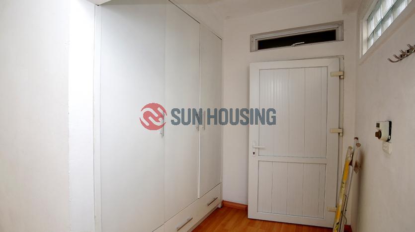 One-bedroom serviced apartment Westlake, Tu Hoa | Bright and spacious