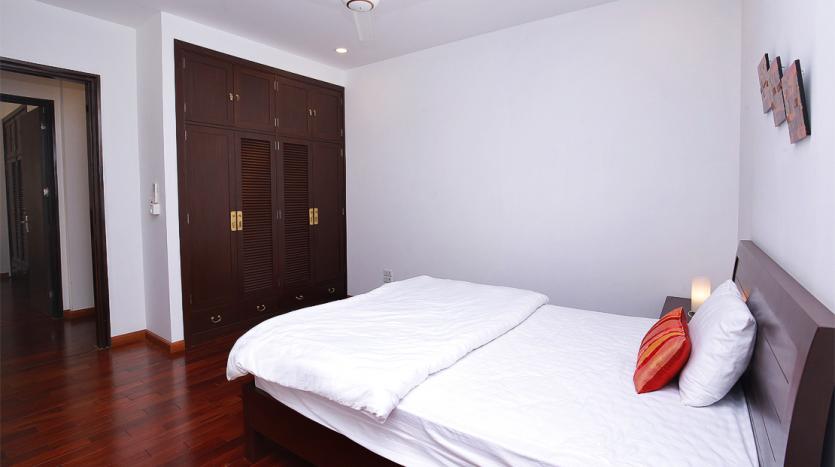 Three-bedroom serviced aprtment Westlake, Hanoi.