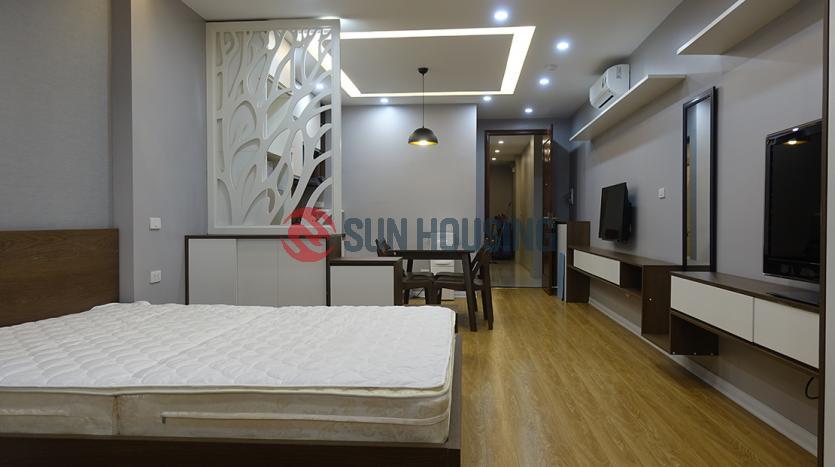 Serviced studio Ba Dinh Hanoi near Lotte Center, one bed.