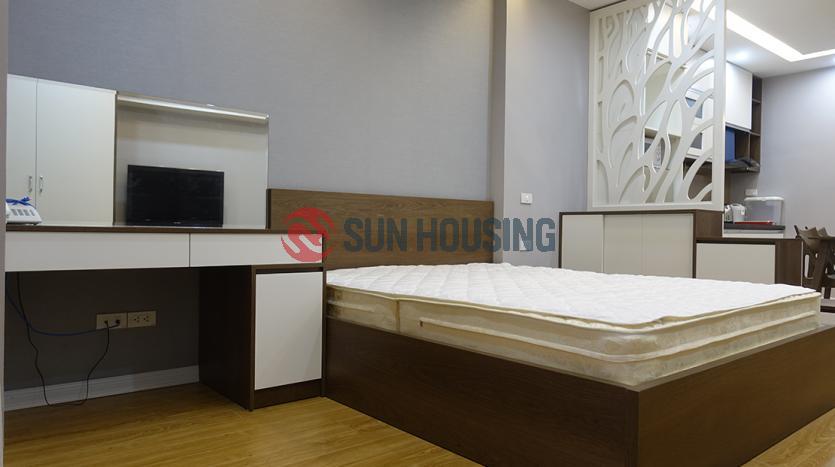 Serviced studio Ba Dinh Hanoi near Lotte Center, one bed.